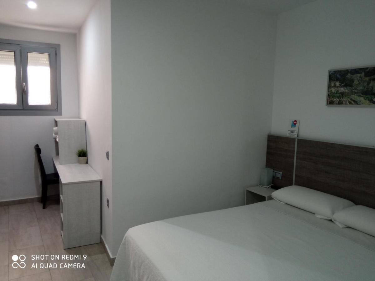 Hostal Campito كونيل ذي لا فرونتيرا المظهر الخارجي الصورة