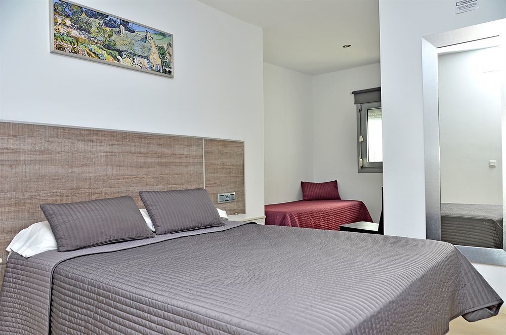 Hostal Campito كونيل ذي لا فرونتيرا المظهر الخارجي الصورة