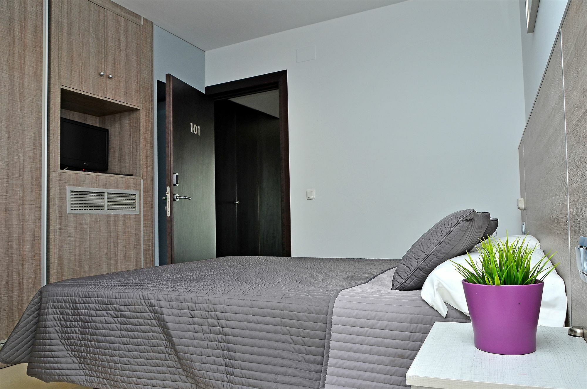 Hostal Campito كونيل ذي لا فرونتيرا المظهر الخارجي الصورة