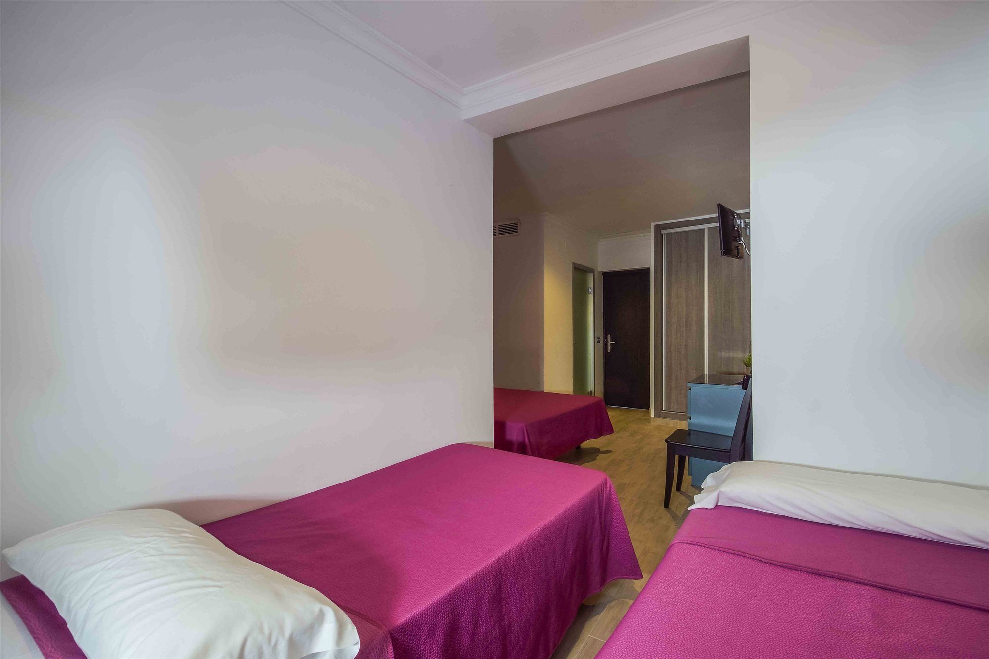Hostal Campito كونيل ذي لا فرونتيرا المظهر الخارجي الصورة